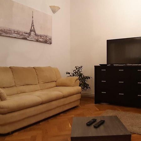 Apartman Pozeg Lägenhet Zagreb Exteriör bild