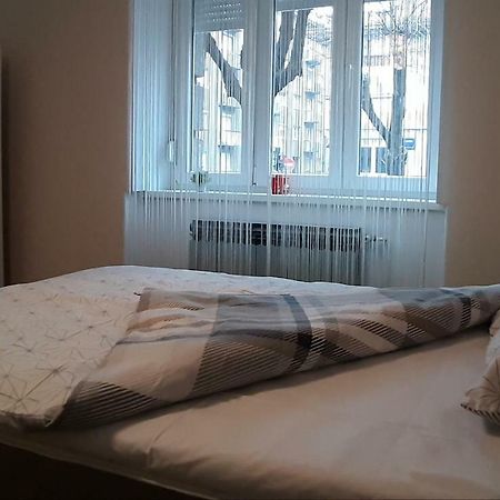 Apartman Pozeg Lägenhet Zagreb Exteriör bild