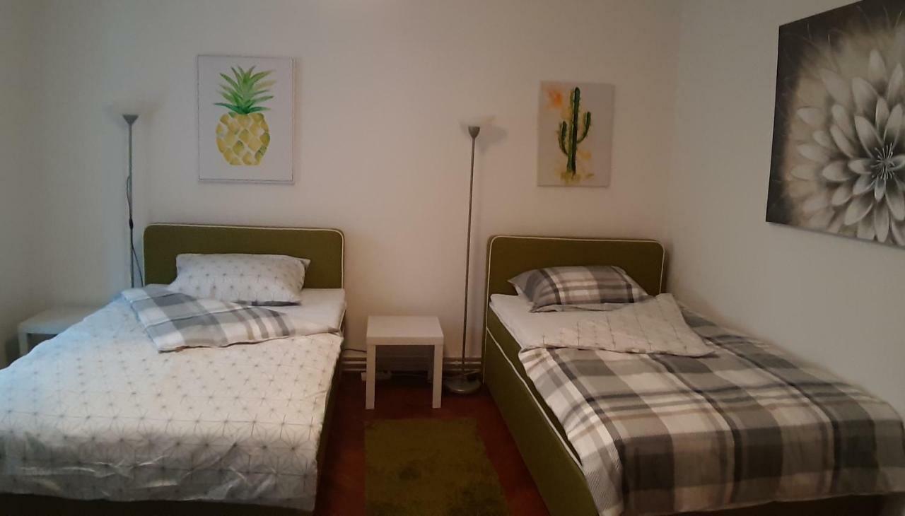 Apartman Pozeg Lägenhet Zagreb Exteriör bild