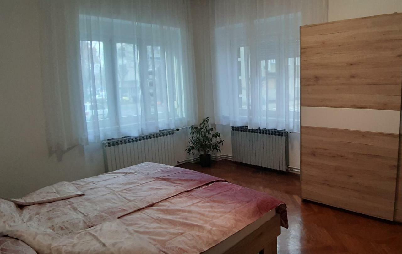 Apartman Pozeg Lägenhet Zagreb Exteriör bild